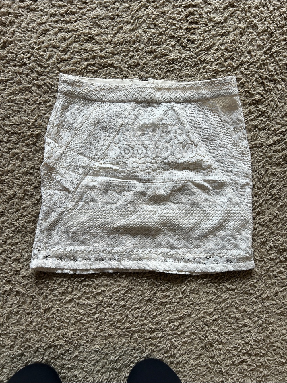 American Eagle Outfitters White Crochet Lace Mini Skirt